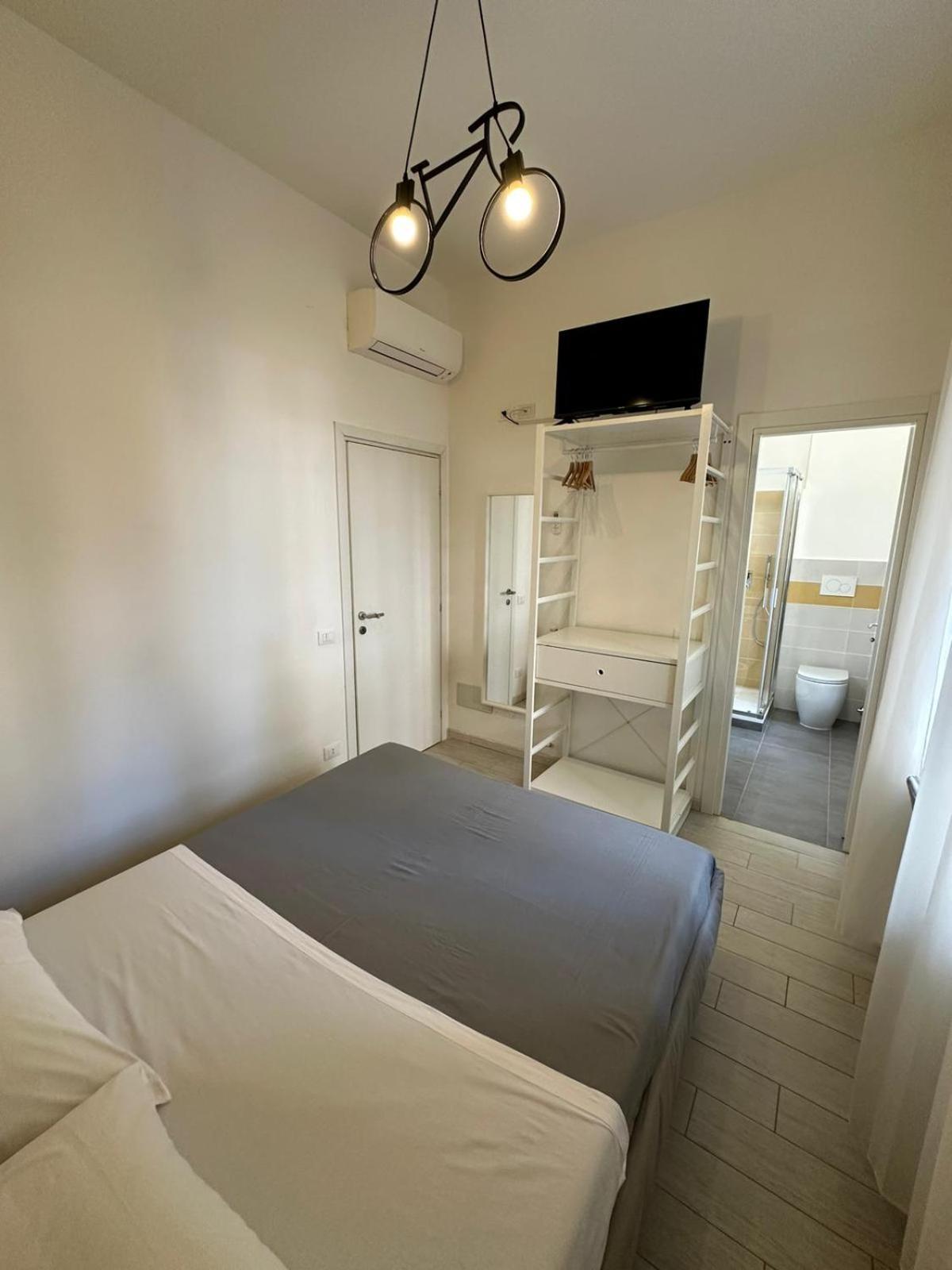Bed&Bikerome Angelico Hotel Ngoại thất bức ảnh