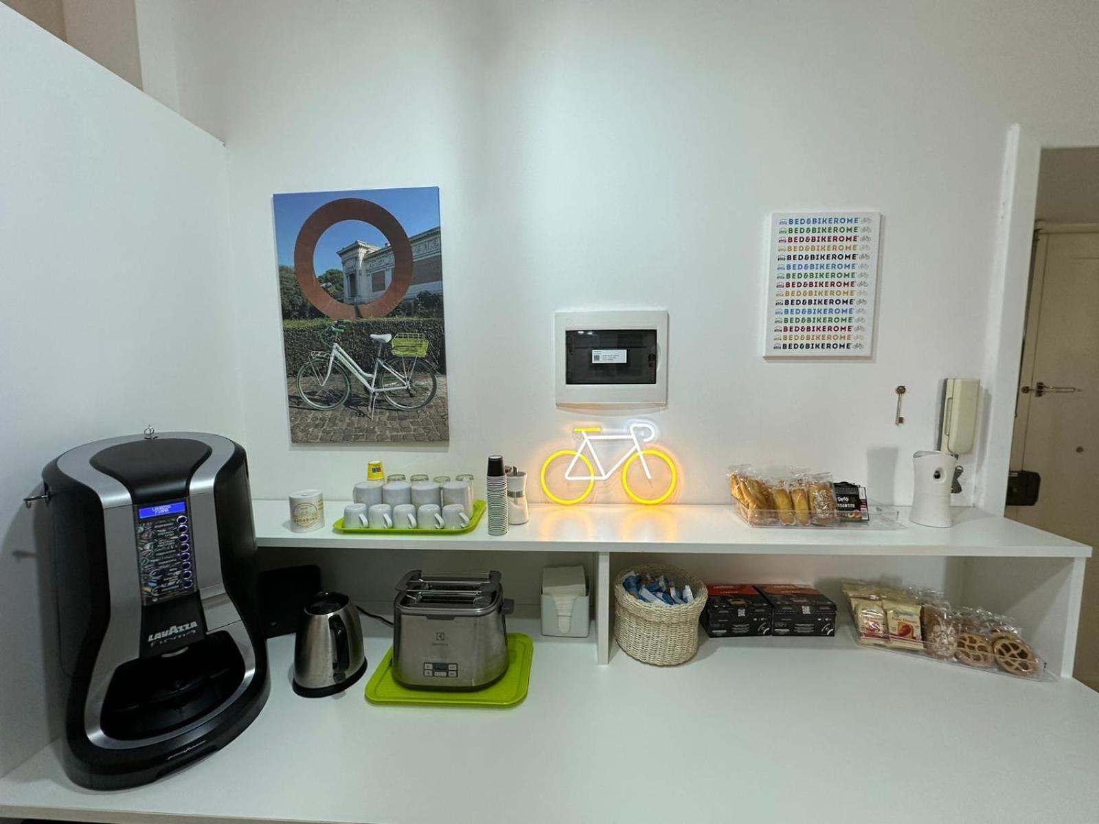 Bed&Bikerome Angelico Hotel Ngoại thất bức ảnh